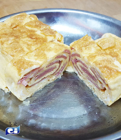 CI Food Cheese and Ham Egg Roll
