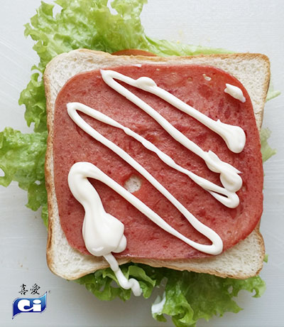 CI Food Egg and Sausage Slice Sandwich